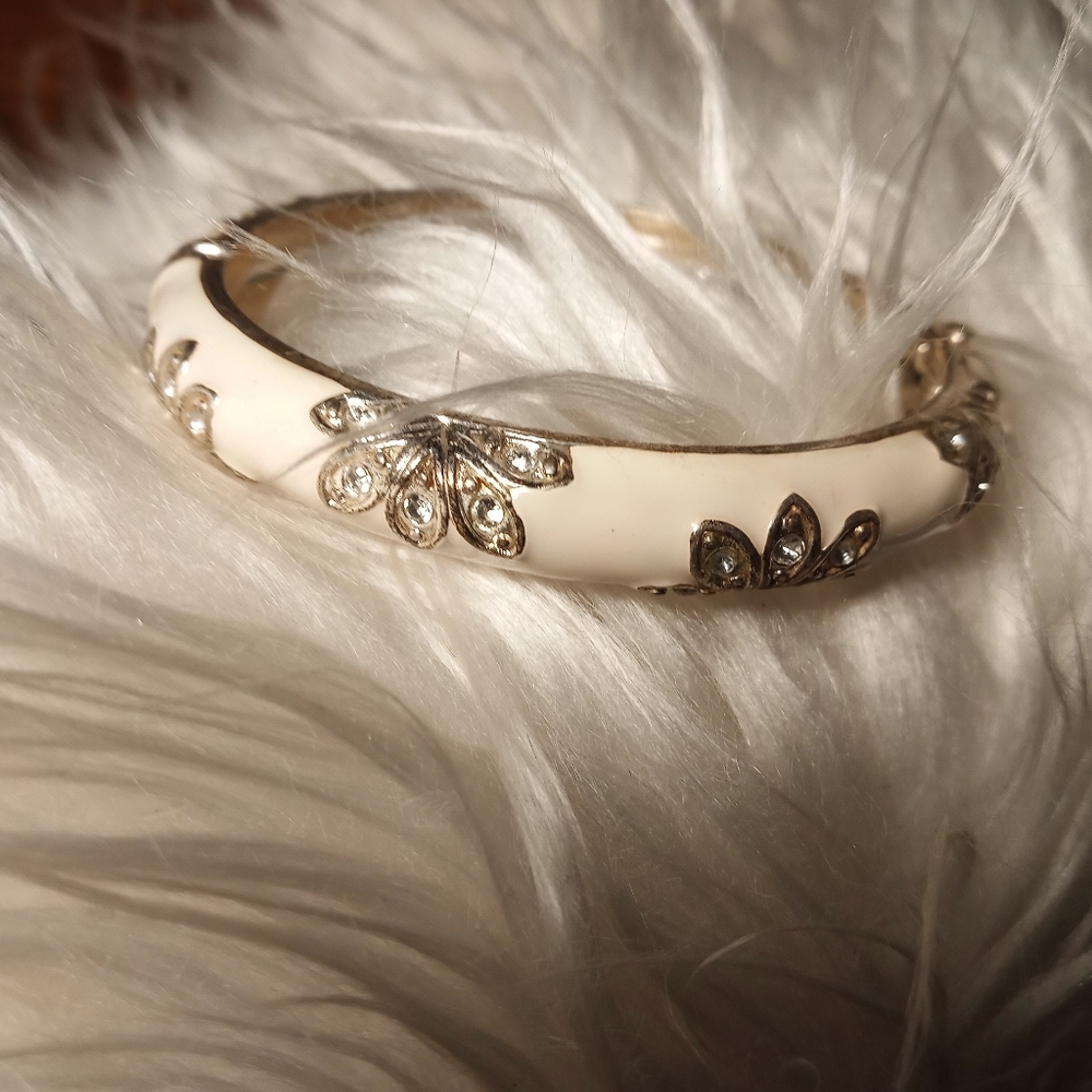 Cuff Bracelet w/ Hinge